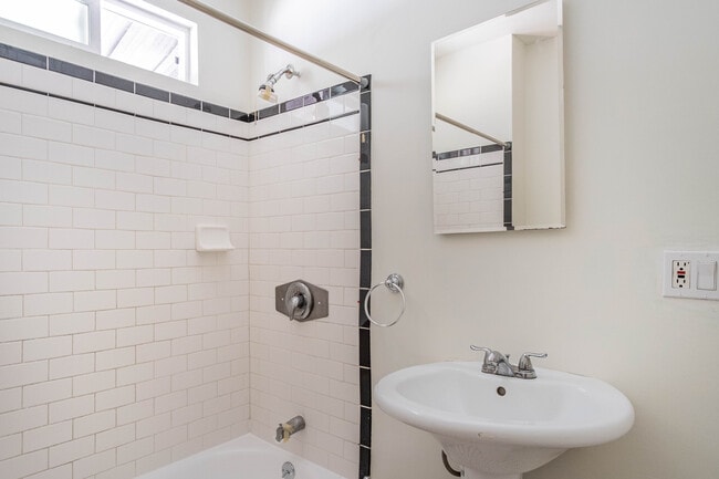 Photo - 612 Parkman Ave Unit 1/2