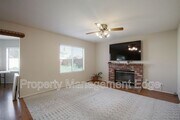Photo - 8543 Yarrow Ln House