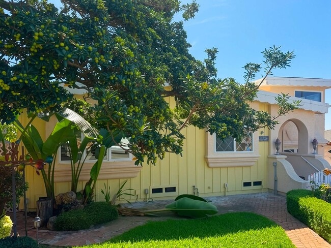 Photo - 4421 Orchard Ave