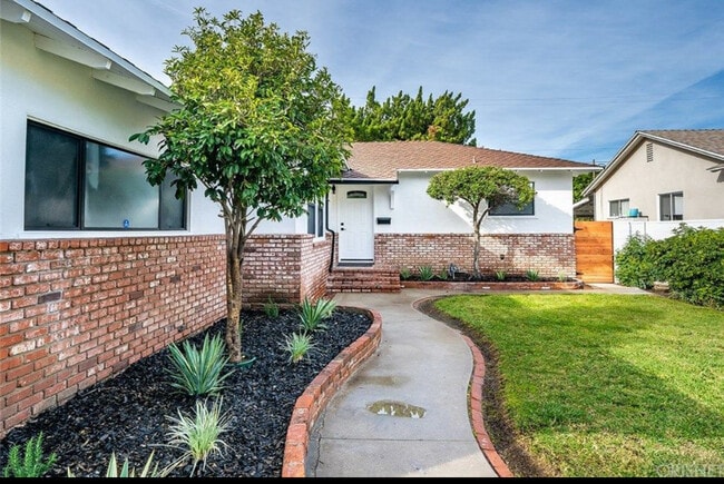 Photo - 5363 Garden Grove Ave House