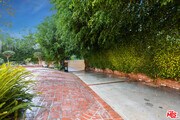 Photo - 1526 San Vicente Blvd House