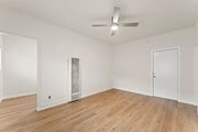 Photo - 182 W Vernon Ave Apartment Unit 5