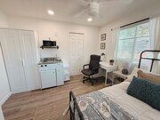 Photo - 2062 Drescher St Apartment