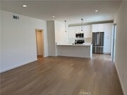 Photo - 15236 Kingsbury St