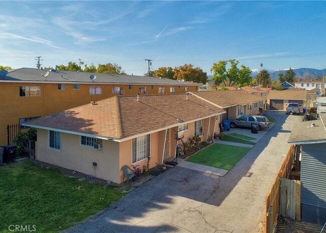 Building Photo - 733 San Francisco Ave