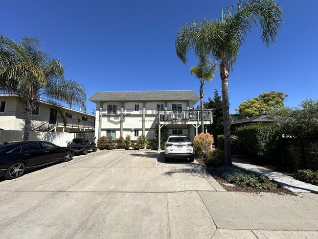 Photo - 3923 Lamont St Unit 2