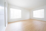 Photo - 729 Gayley Ave Unit 302