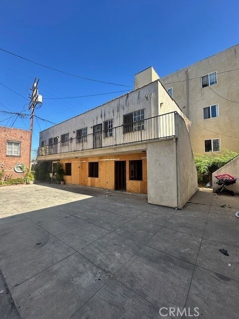 Building Photo - 3518 W 3rd St Rental
