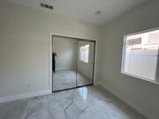 Photo - 620 E Buckeyewood Ave House
