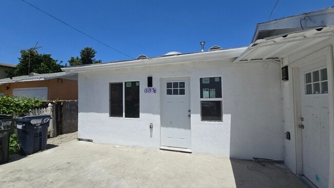 Photo - 1319 E 59th Pl Unit 59(1319 5/8BW)