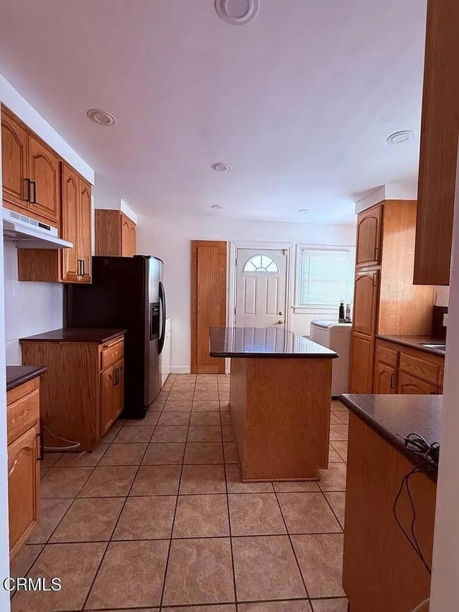 Photo - 1030 W 84th St