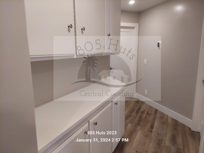 Photo - 2351 Lexington Ave