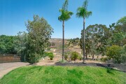 Photo - Luxe Spacious Home Near Parks Fully Equipped