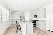 Photo - 28235 Ashtree St