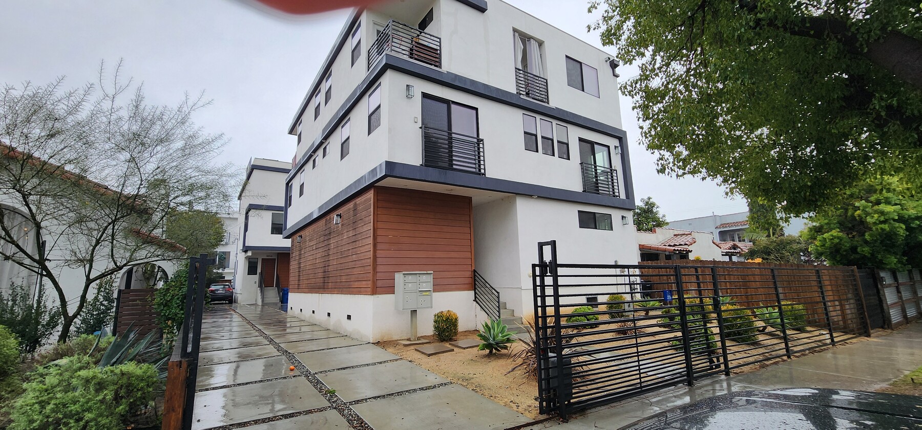 Photo - 1856 S Redondo Blvd Townhome