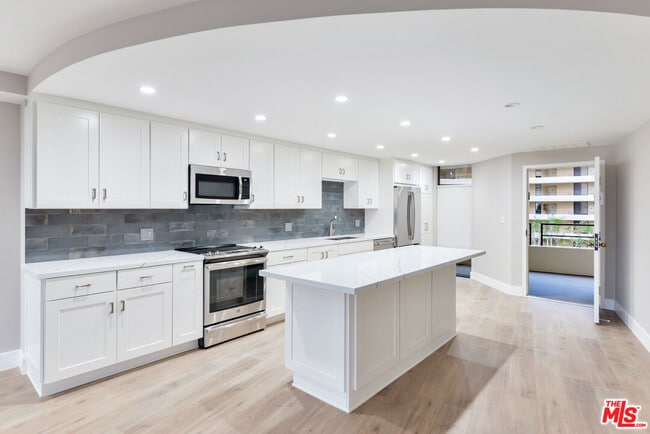 Photo - 4265 Marina City Dr Unit 415