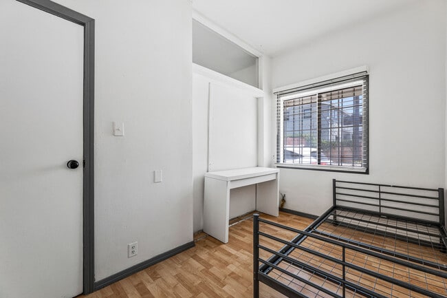 Photo - 2816 Ellendale Pl Unit 6