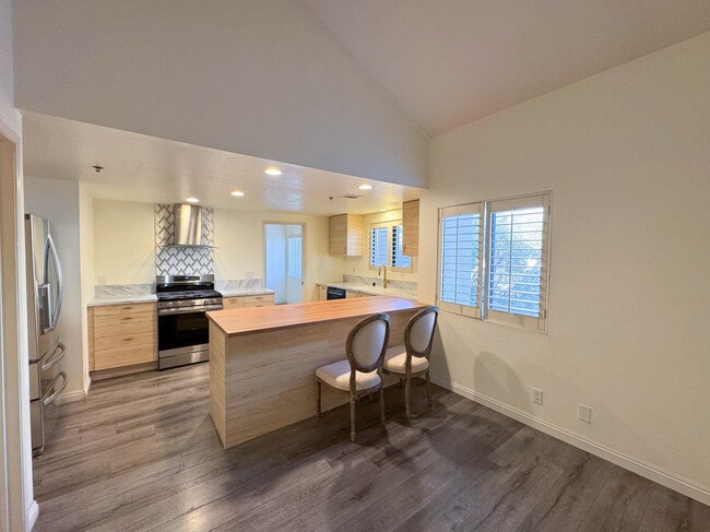 Photo - 1000 E California Blvd Unit 301