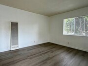 Photo - 2522-2524 Unit 2522 1/2