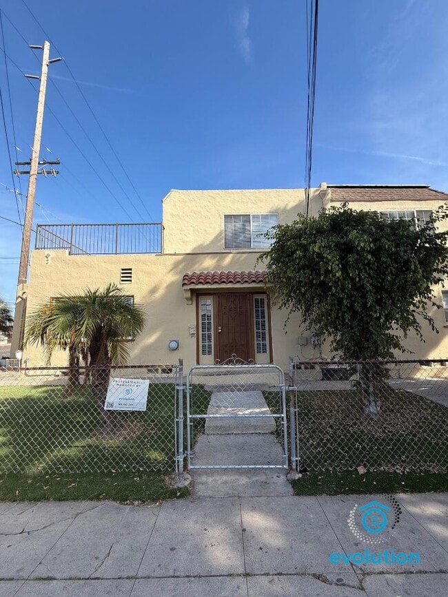 Photo - 406 E Plaza Blvd Apartment