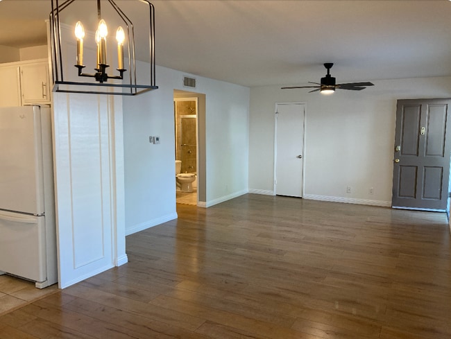 Photo - 18619 Collins St Condo Unit F15