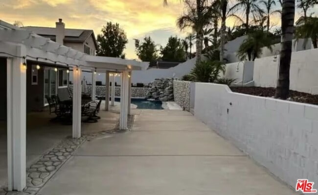 Photo - 2982 Briarwood Dr