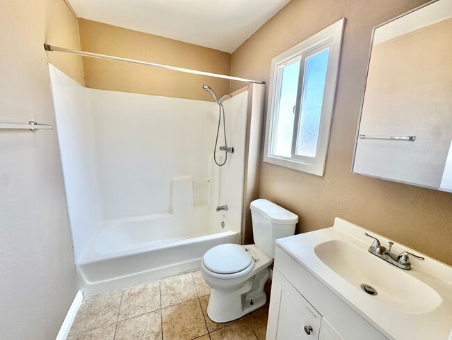 Photo - 4041-43 National Ave Unit 4043