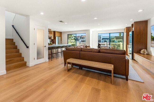 Photo - 4405 Costa De Oro