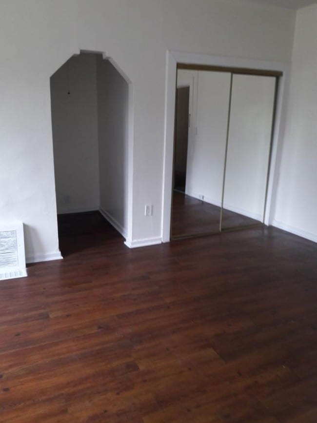 Living Rm 3 - 631 Coronado Ter