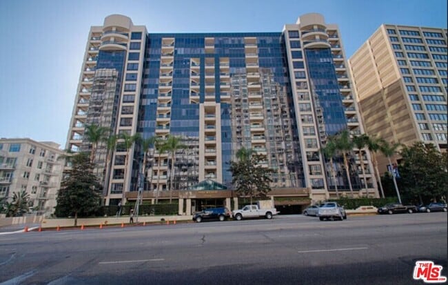 Building Photo - 10724 Wilshire Blvd Unit PH1505