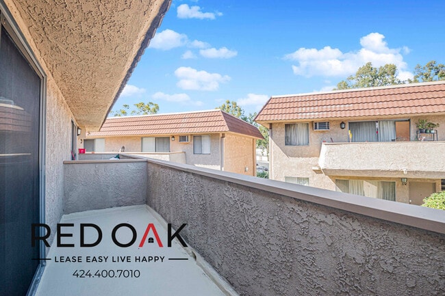 Photo - 821 N Wilcox Ave Unit 208