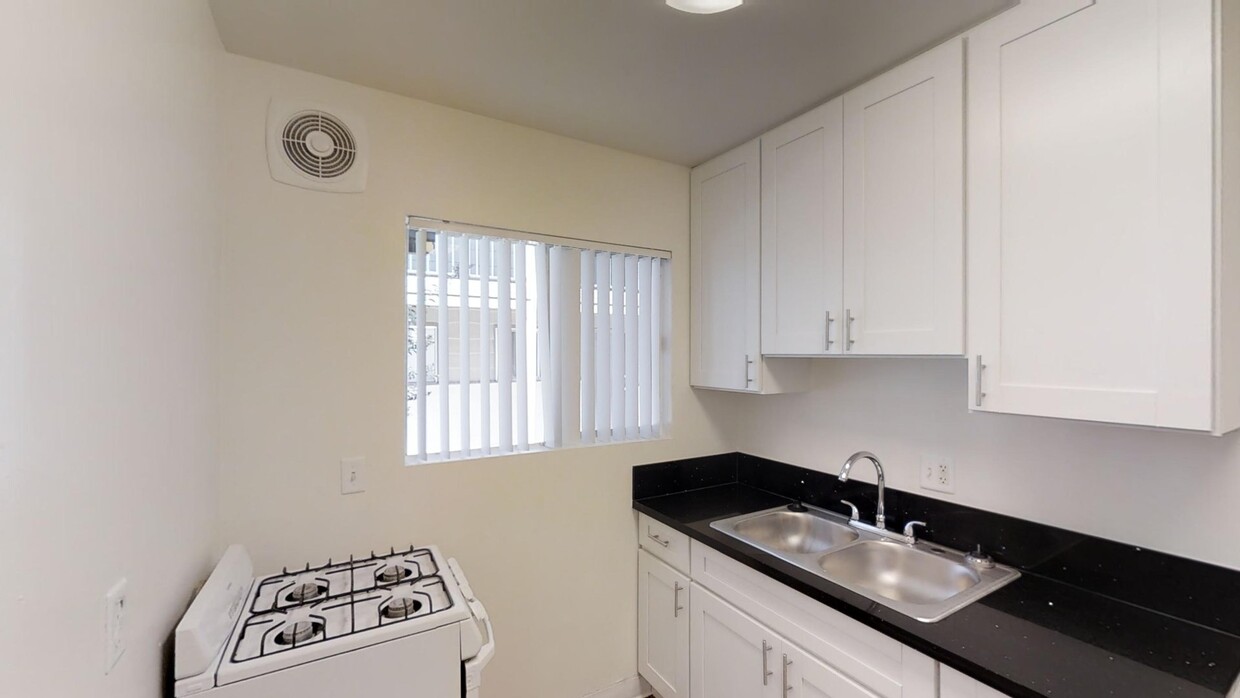 3D Tour - Mesa Village Apartments