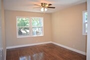 Photo - 203 Bayview Way