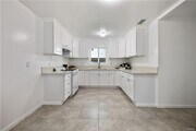 Photo - 527 W 119th St Unit 527
