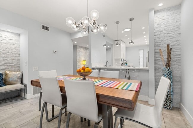 Photo - 877 E Arenas Rd