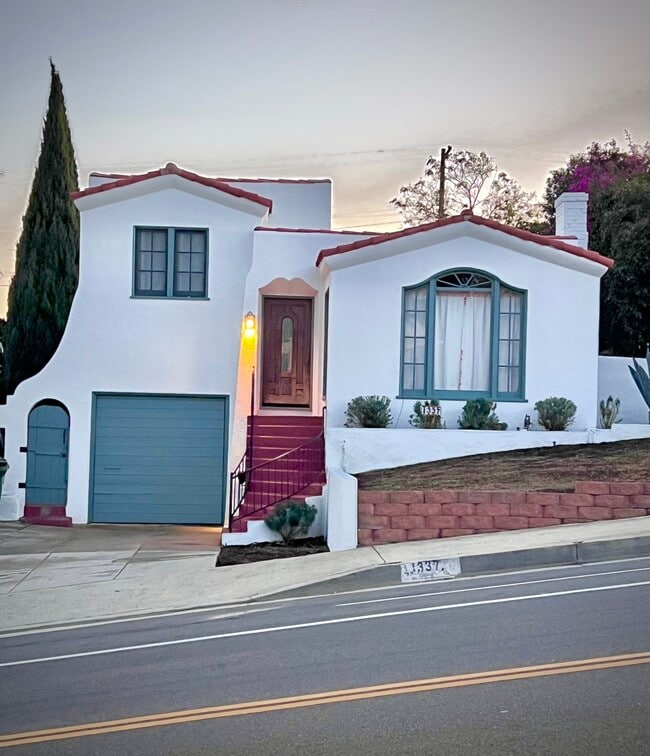 Photo - 1337 W 19th St House