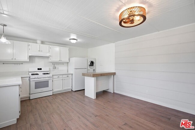 Photo - 610 Prospect Ave