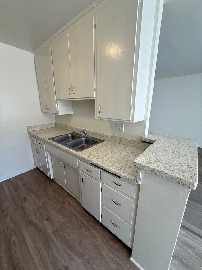 Photo - 21809 Lanark St Unit 20