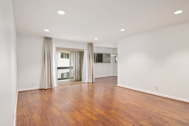 Photo - 4732 Park Granada Unit 224