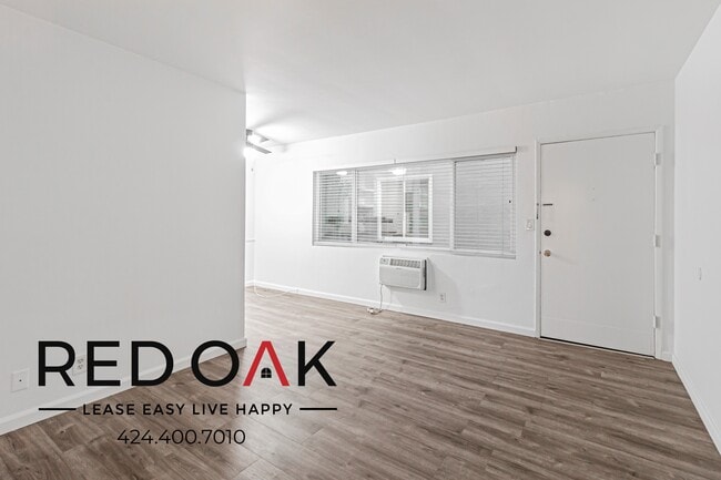 Building Photo - 1117 Laurel Ave Unit 3