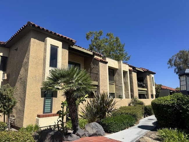 Building Photo - 7380 Park Ridge Blvd Unit 221