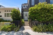 Photo - Custom Built 4 Bedroom Peninsula Point Hom...