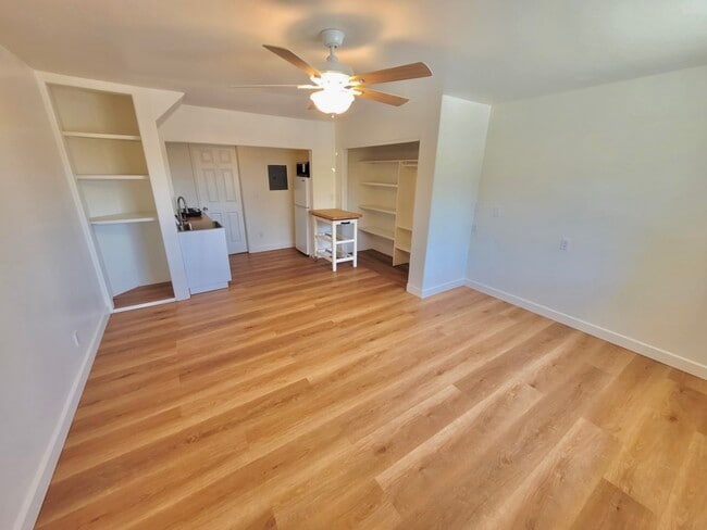 Photo - 1550 Encino Dr House