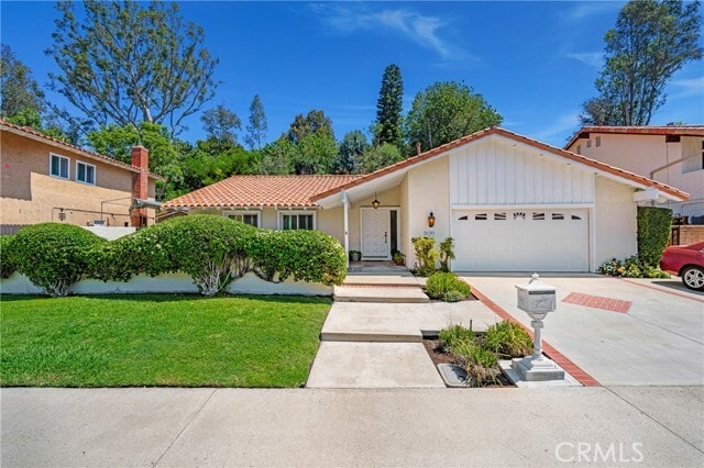 Building Photo - 26501 Cortina Dr Rental