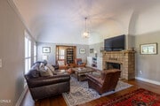 Photo - 1541 Rose Villa St