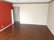 Photo - 642-648 W. 3rd St.