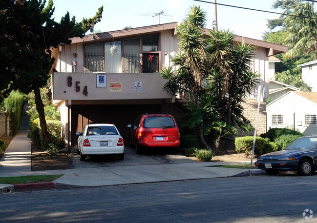 Photo - 854 Glenway Dr