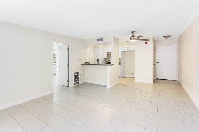 Building Photo - Haskell Park Rental