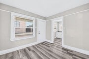 Photo - 1557 Pine Ave Unit 1559.5