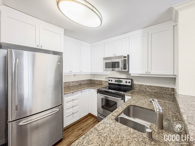 Building Photo - Charming 1-Bed/1-Bath in San Diego Featuri... Rental